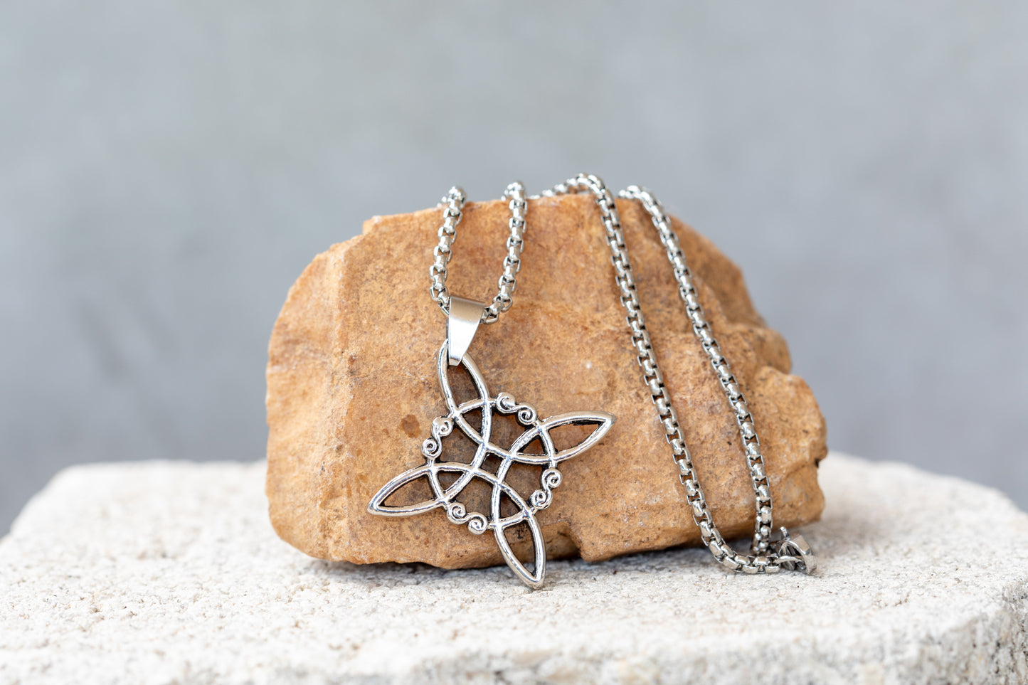 Irish Witch Knot, Trinity Witch Triad Sterling Silver Necklaces & Pendants