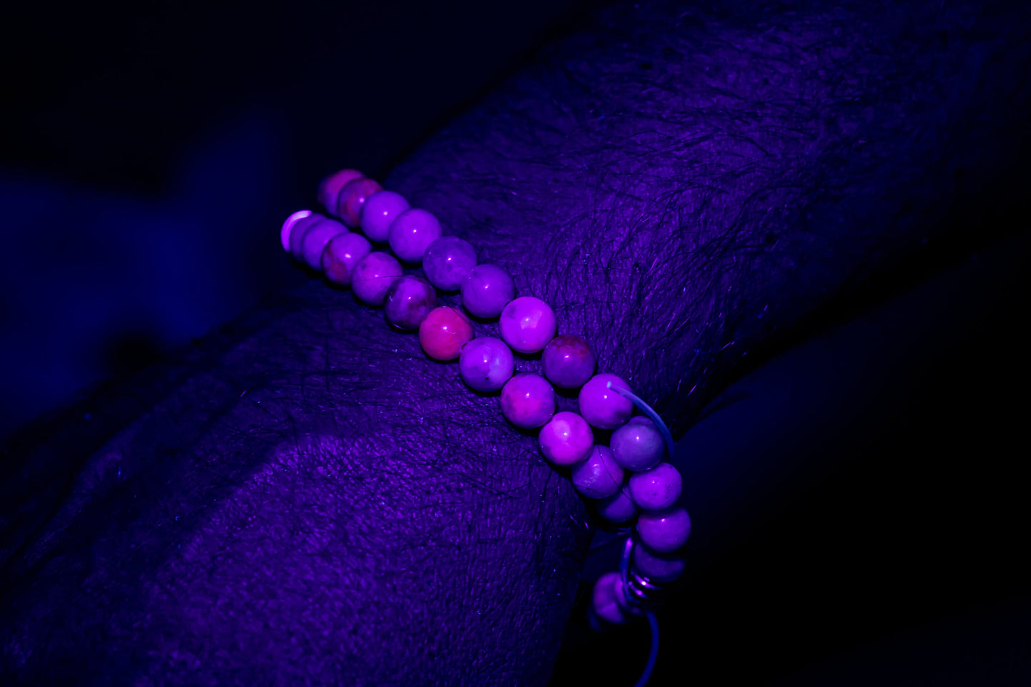 Hackmanite (UV Reactive) Gemstone Crystal Bracelet