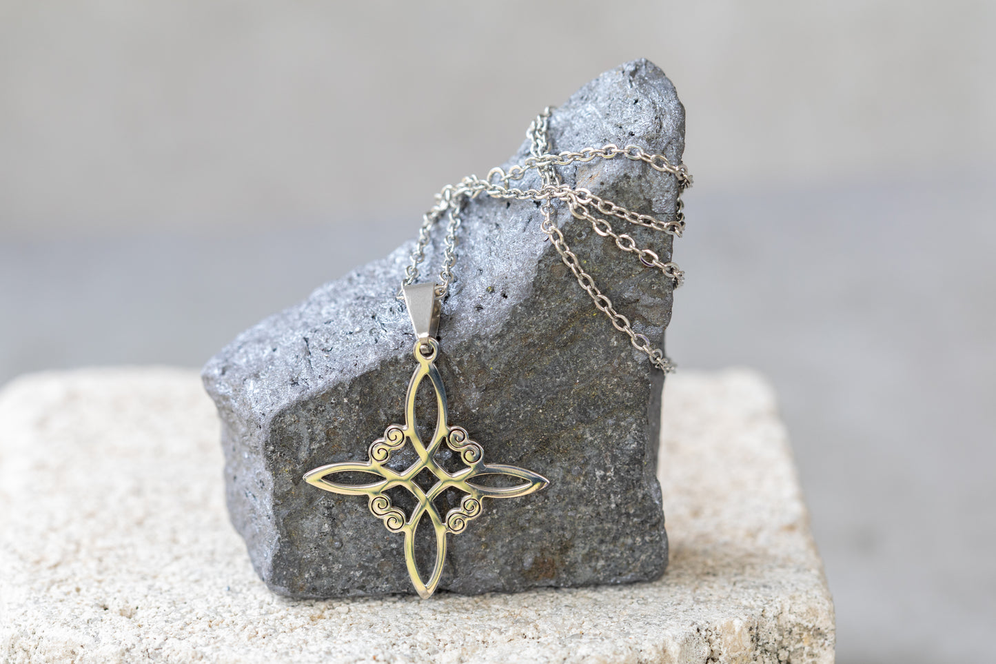 Irish Witch Knot, Trinity Witch Triad Sterling Silver Necklaces & Pendants