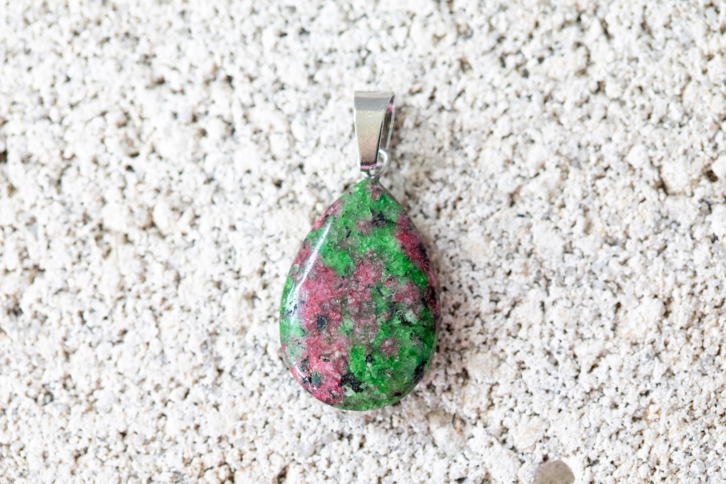 Gemstone Necklaces & Pendants