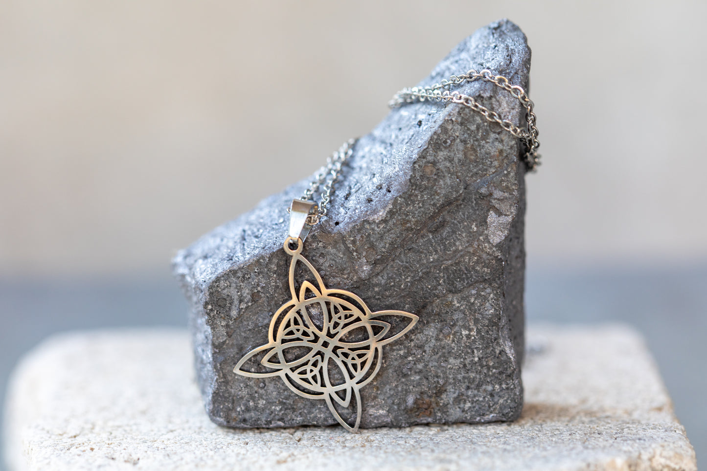 Irish Witch Knot, Trinity Witch Triad Sterling Silver Necklaces & Pendants