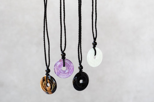 Gemstone Cross, Sphere, Flower, Coin, Point Necklaces & Pendants