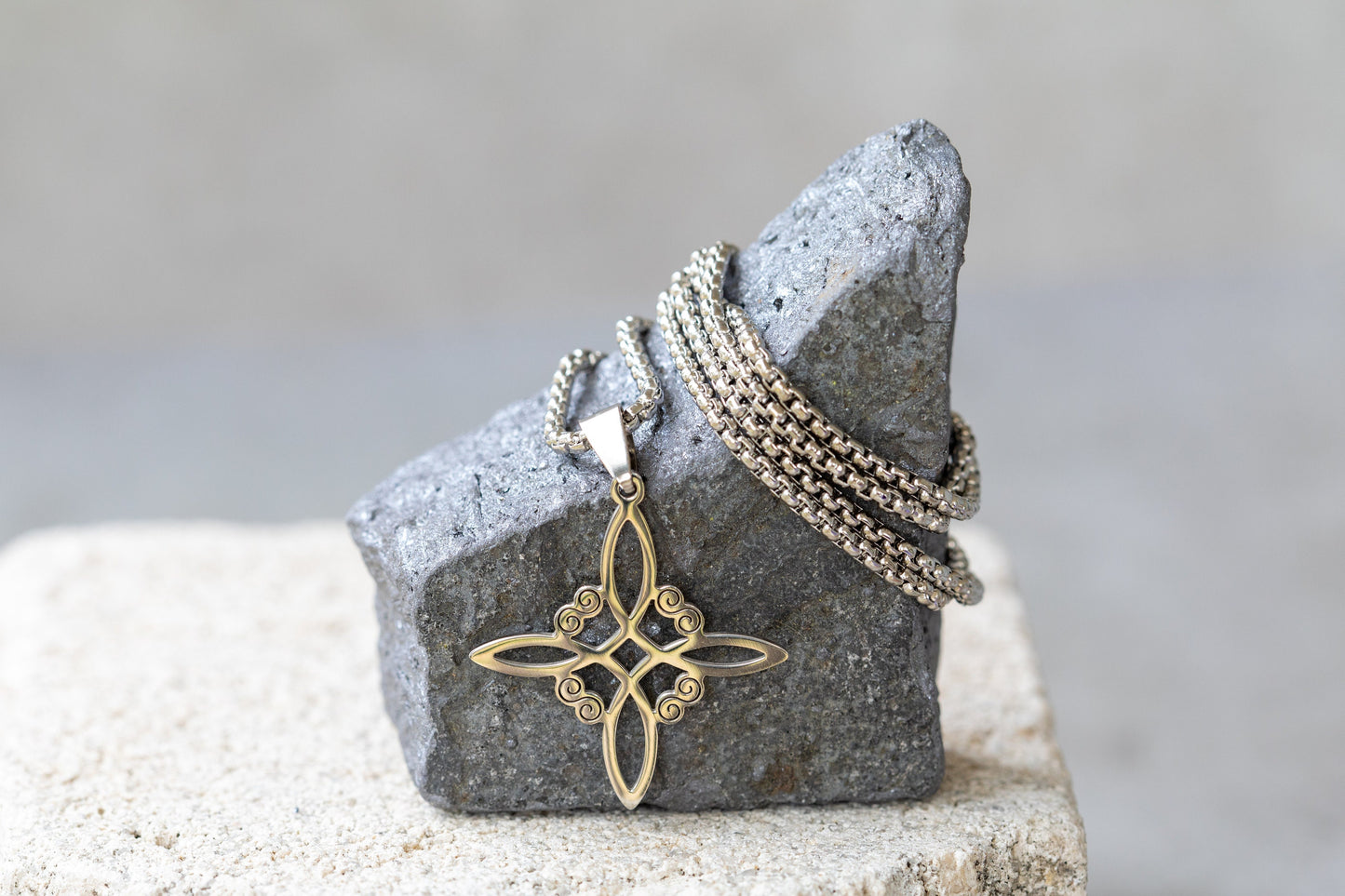 Irish Witch Knot, Trinity Witch Triad Sterling Silver Necklaces & Pendants