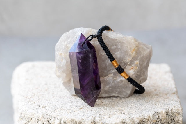 Gemstone Cross, Sphere, Flower, Coin, Point Necklaces & Pendants
