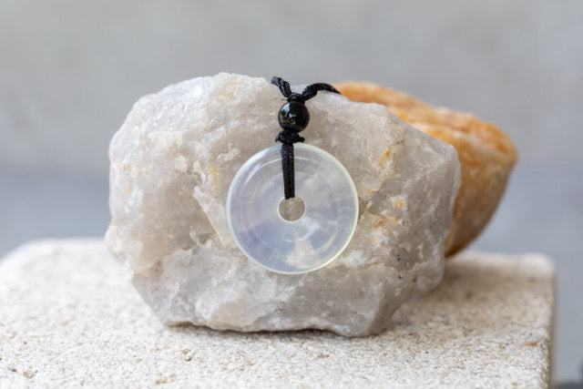 Gemstone Cross, Sphere, Flower, Coin, Point Necklaces & Pendants